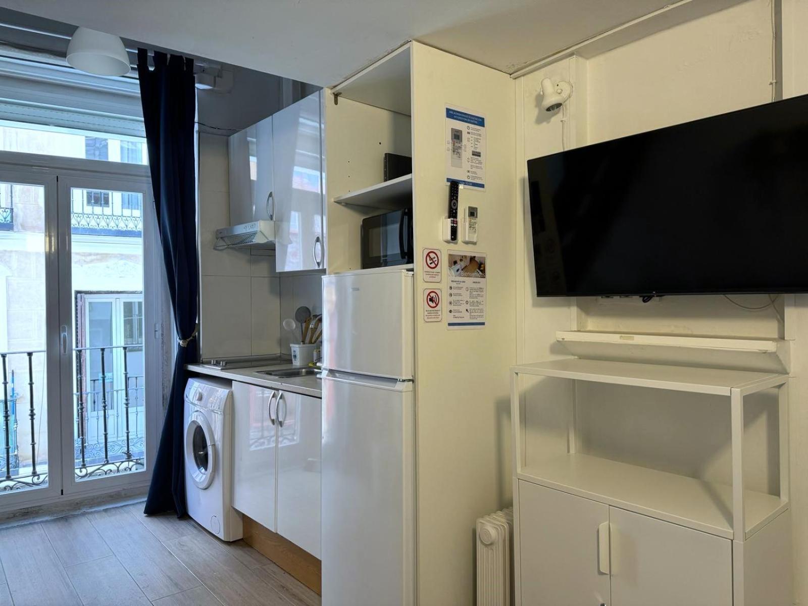 Apartamento Exterior Con Balcon En El Corazon De Chueca, Gran Via Madrid Bagian luar foto